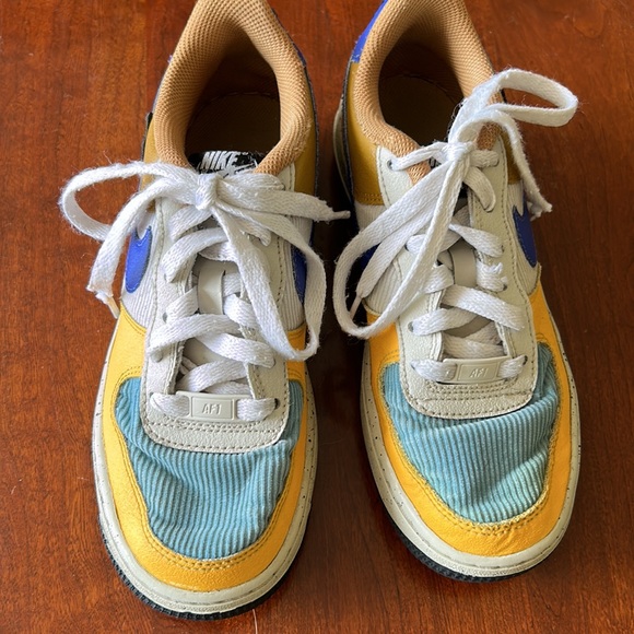 Nike Air Force 1 youth sneakers - Picture 2 of 10